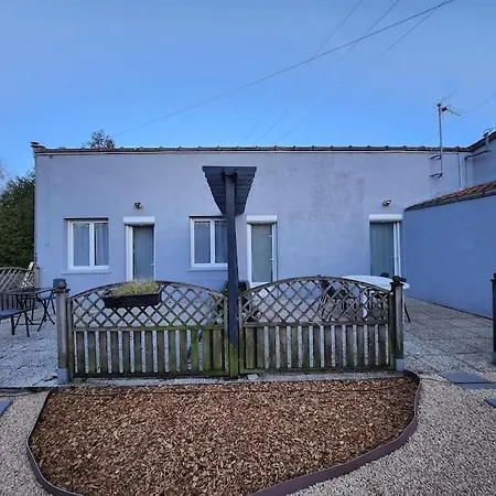 Studio Mezzanine Avec Terrasse * Saint-Julien-de-Concelles